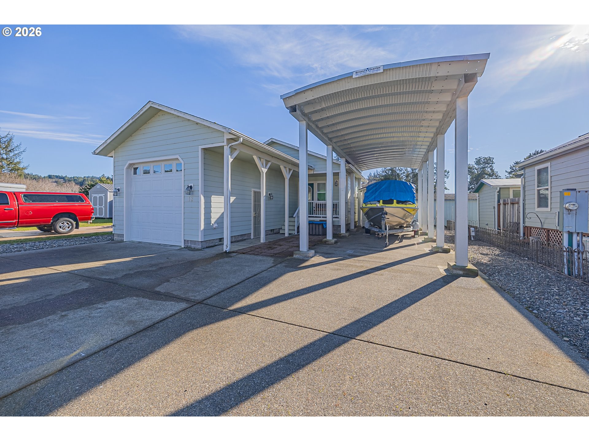 18 Pine Lane Lakeside, OR 97449 - Photo 27 of 33 a view of living room kitchen