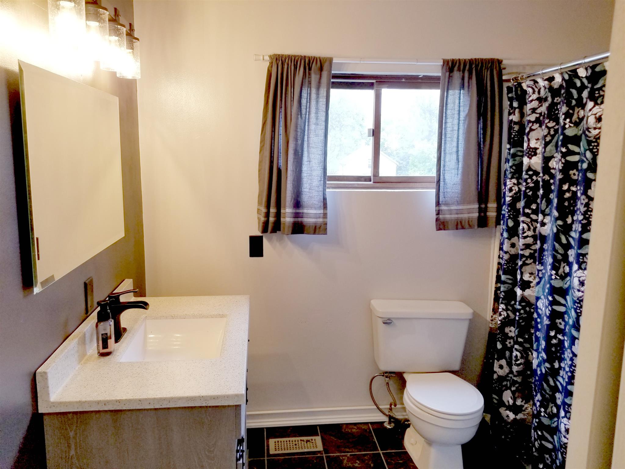 1902 Howell Street Fort Wayne, IN 46808 - Photo 22 of 29 Gallery Image 22