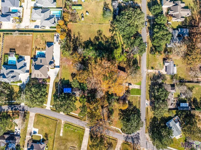 $275,000 | 5034 Floynell Drive, Baton Rouge, LA 70809