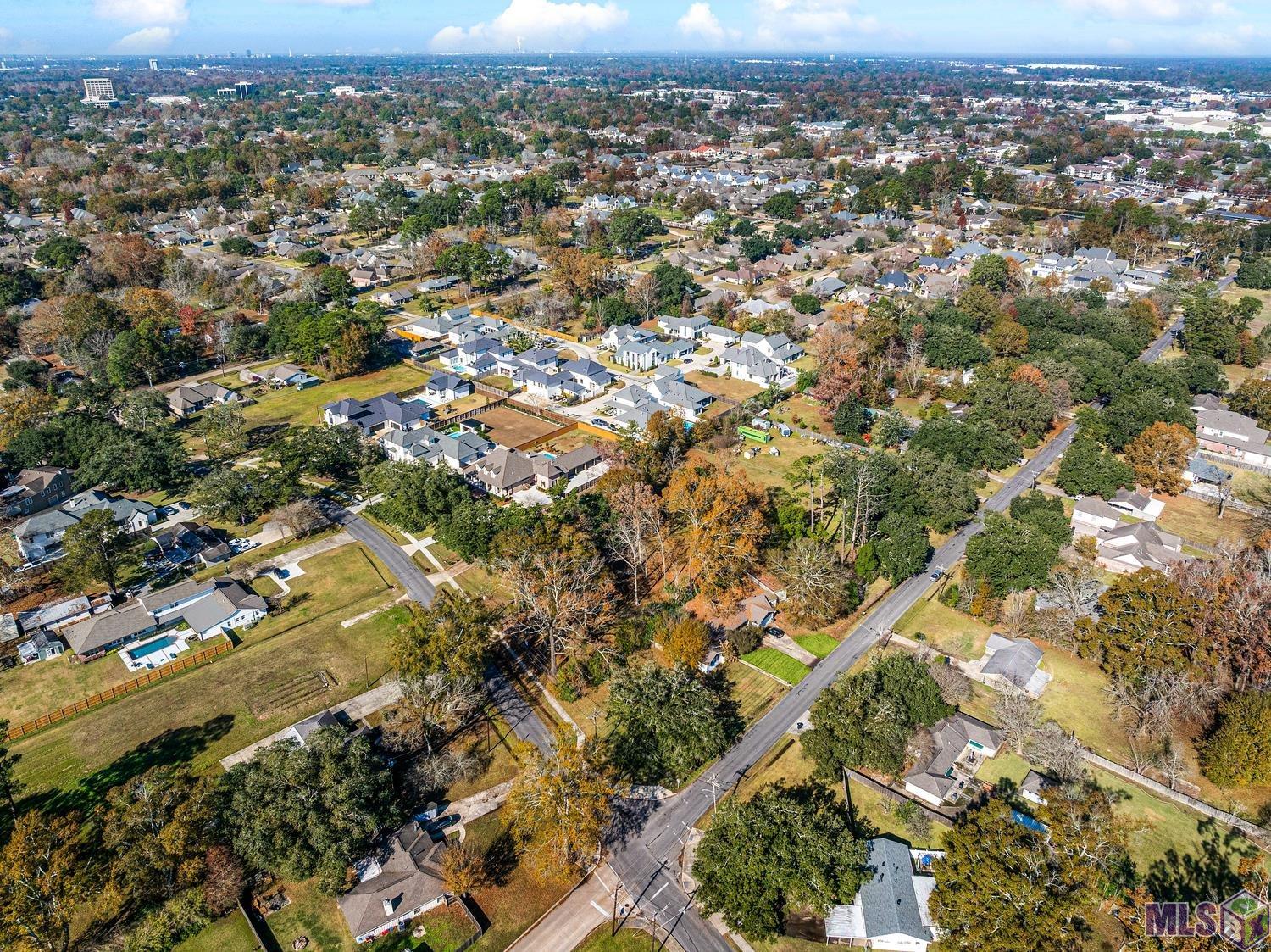 5034 Floynell Drive Baton Rouge, LA 70809 - Photo 9 of 12