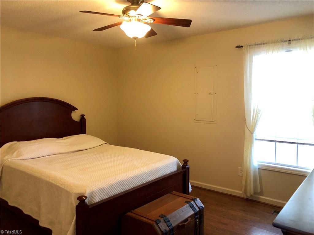 2953 Rockcrusher Road Lexington, NC 27292 - Photo 17 of 23 Master bedroom