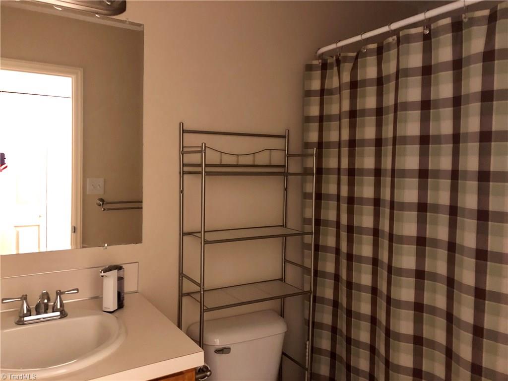 2953 Rockcrusher Road Lexington, NC 27292 - Photo 22 of 23 2nd bath