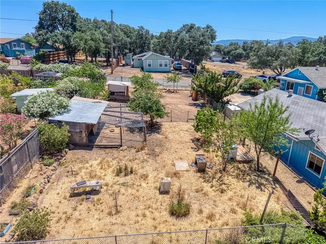 $305,000 | 16374 35th Avenue, Unit 2, Clearlake, CA 95422