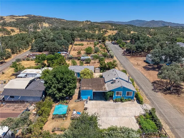 $305,000 | 16374 35th Avenue, Unit 2, Clearlake, CA 95422