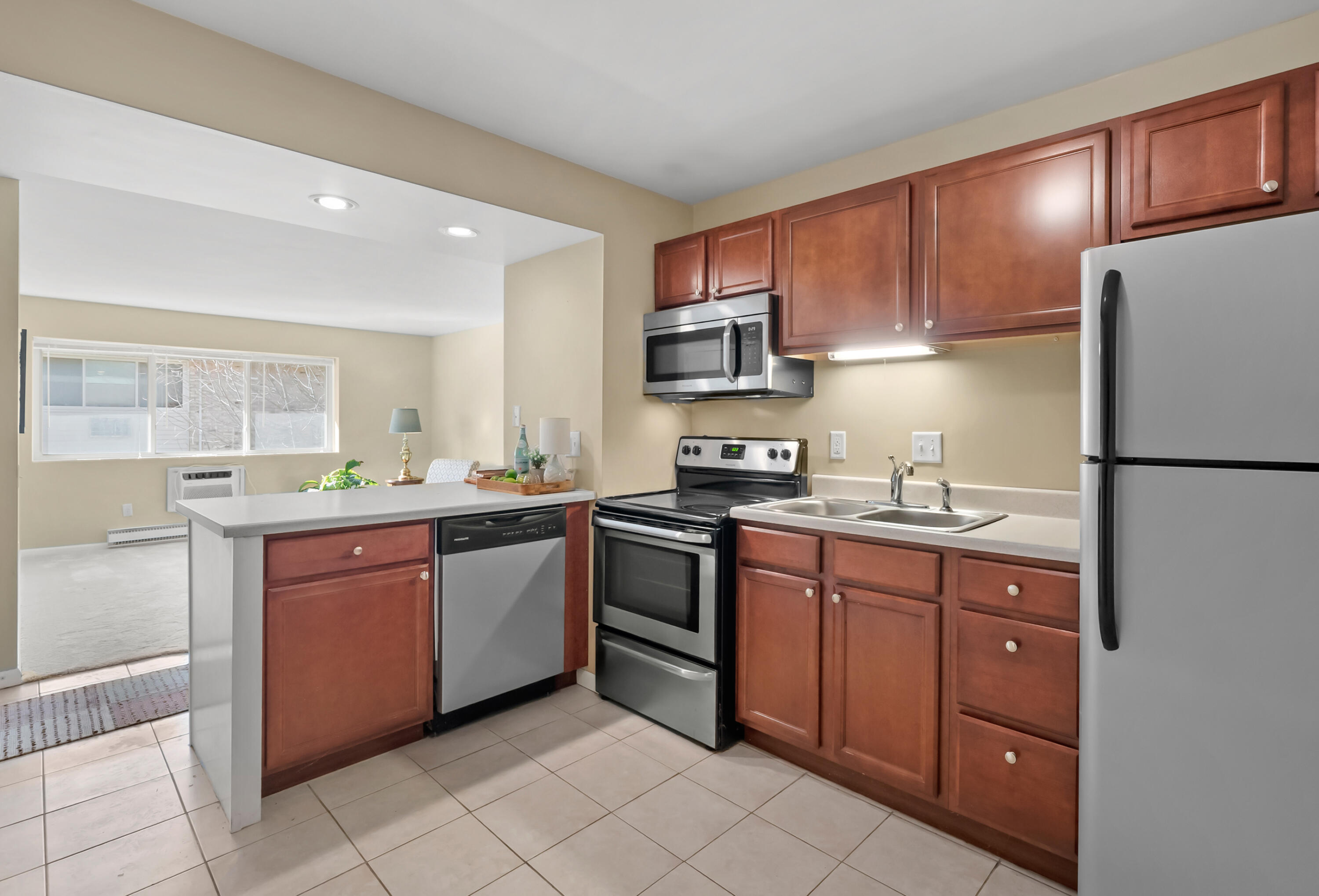 756 West Kilgore Road, Unit 306 Kalamazoo, MI 49008 - Photo 12 of 24 Kilgore Rd W 756 Unit 306 Kalamazoo 4900