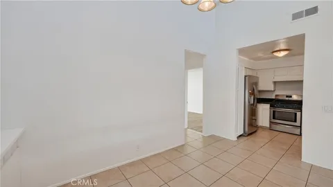 $735,000 | 2600 West Segerstrom Avenue, Unit D, Santa Ana, CA 92704