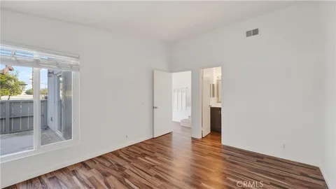 $735,000 | 2600 West Segerstrom Avenue, Unit D, Santa Ana, CA 92704
