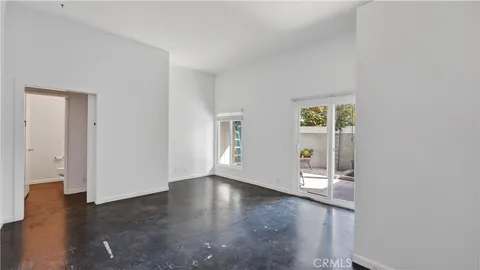 $735,000 | 2600 West Segerstrom Avenue, Unit D, Santa Ana, CA 92704