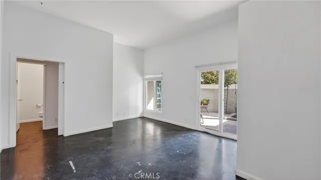 $765,000 | 2600 West Segerstrom Avenue, Unit D, Santa Ana, CA 92704