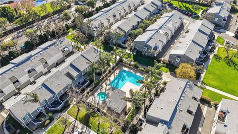 $735,000 | 2600 West Segerstrom Avenue, Unit D, Santa Ana, CA 92704