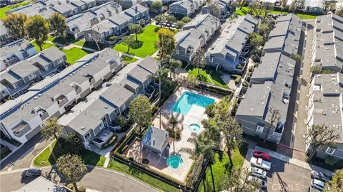 $735,000 | 2600 West Segerstrom Avenue, Unit D, Santa Ana, CA 92704