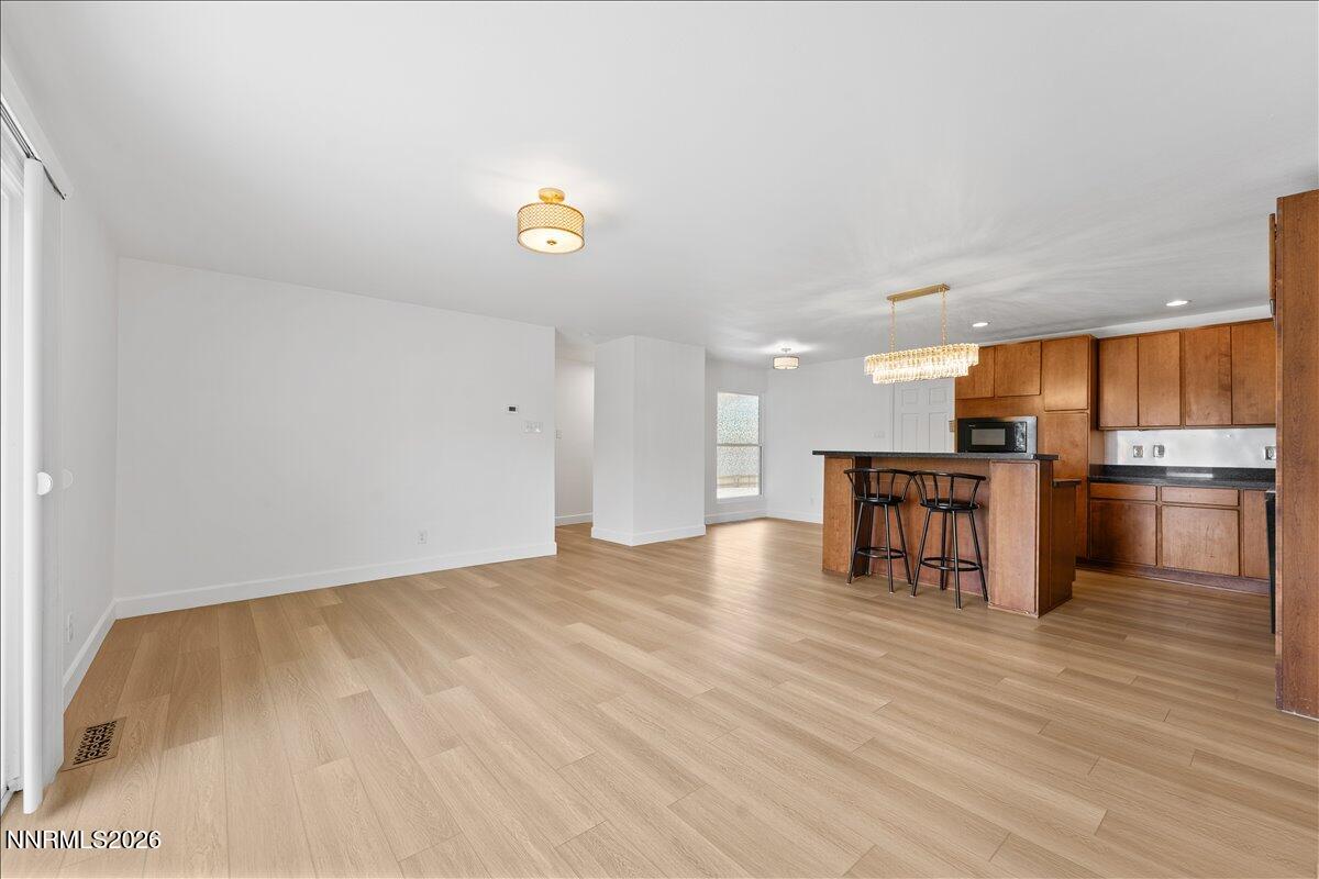 3325 Kings Row Reno, NV 89503 - Photo 8 of 31 10-3325 Kings Row Reno NV 89503 (10 of 4