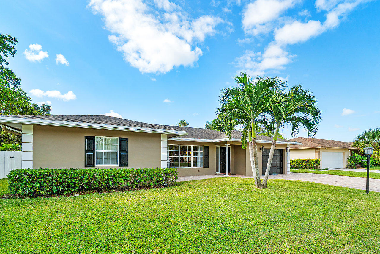 4578 Addison Street Boca Raton, FL 33428 - Photo 6 of 32 002-4578AddisonSt-BocaRaton-FL-small