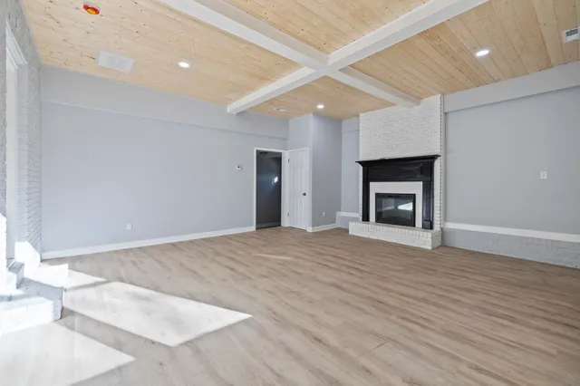 $400,000 | 104 Sunline Place, Spartanburg, SC 29307