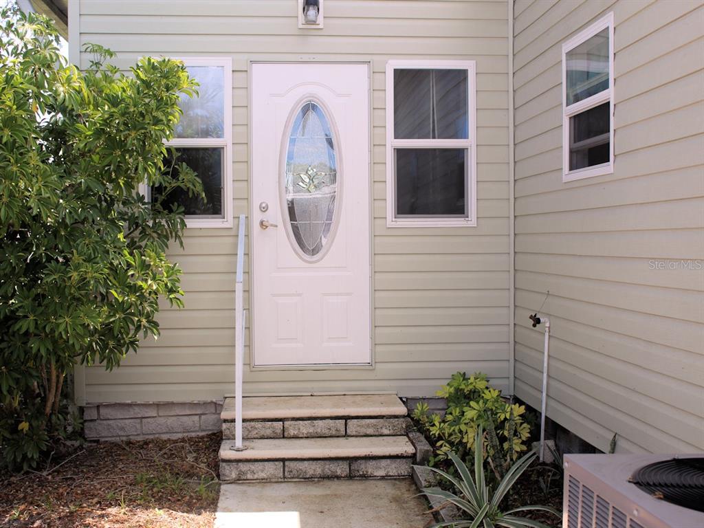 47 Thatch Palm Street West Largo, FL 33770 - Photo 11 of 12