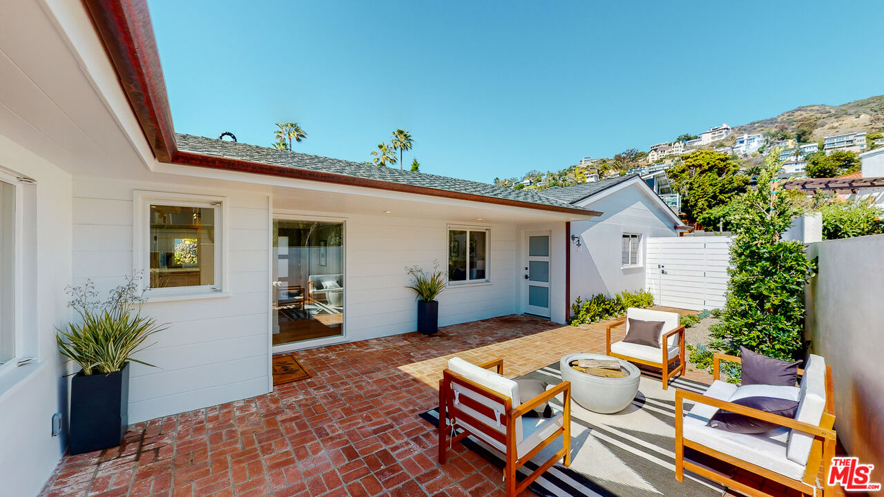 7 Camel Point Drive Laguna Beach, CA 92651 - Photo 37 of 52