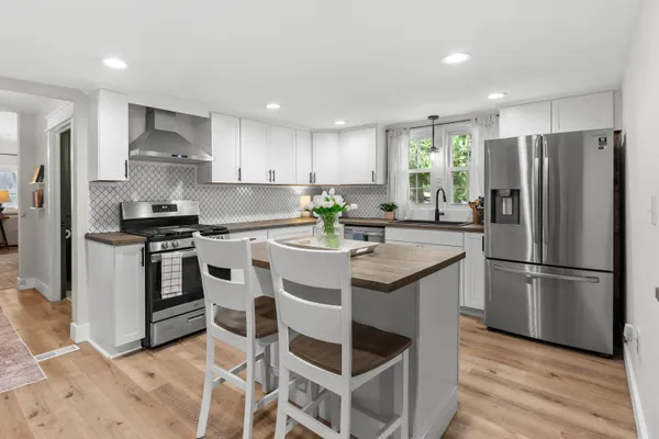 $595,000 | 51534 County Road 673, Lawrence, MI 49064