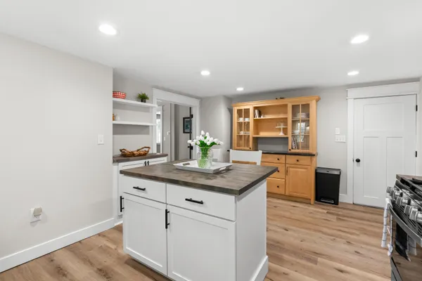 $625,000 | 51534 County Road 673, Lawrence, MI 49064