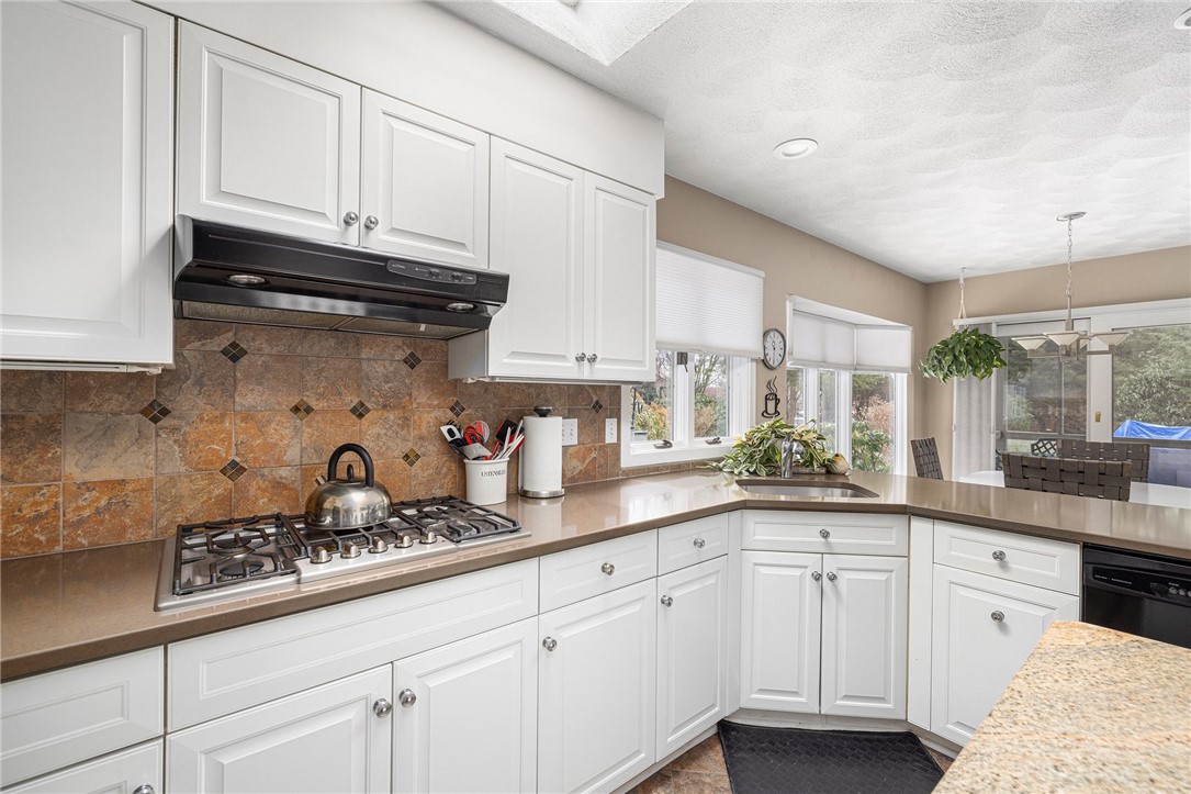32 Ridge Drive Narragansett, RI 02882 - Photo 14 of 30 Gallery Image 14
