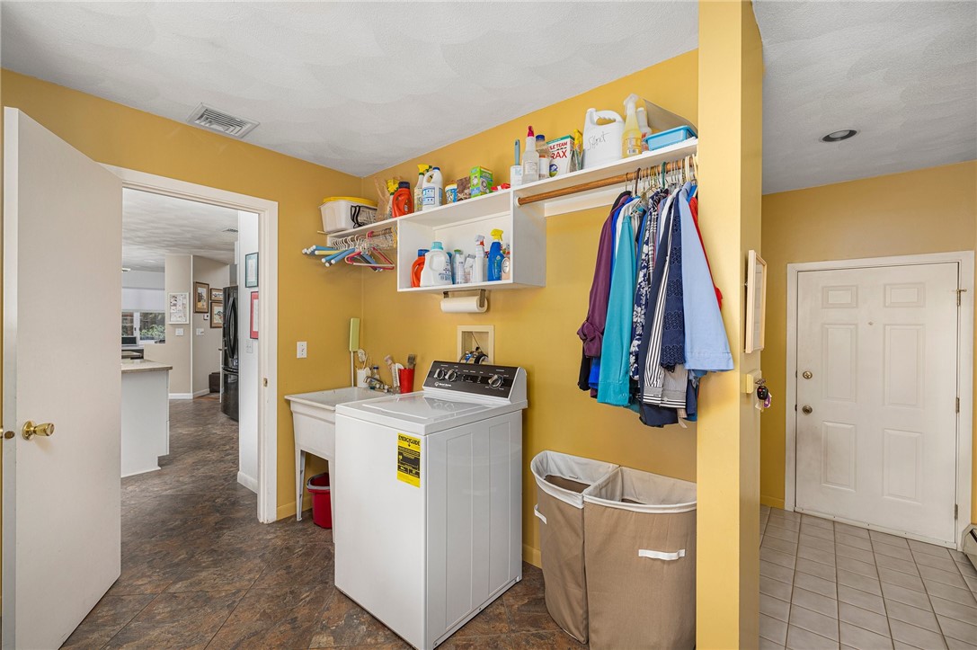 32 Ridge Drive Narragansett, RI 02882 - Photo 23 of 30 Gallery Image 23