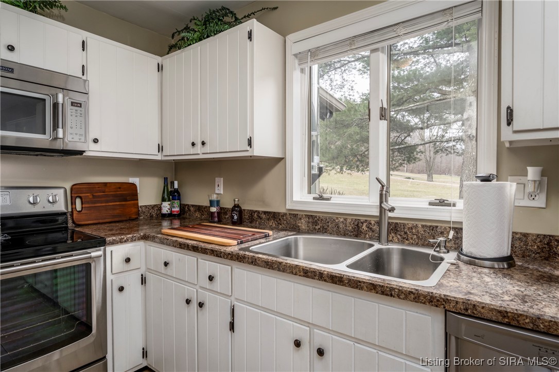 4863 St Marys Road Floyds Knobs, IN 47119 - Photo 19 of 44