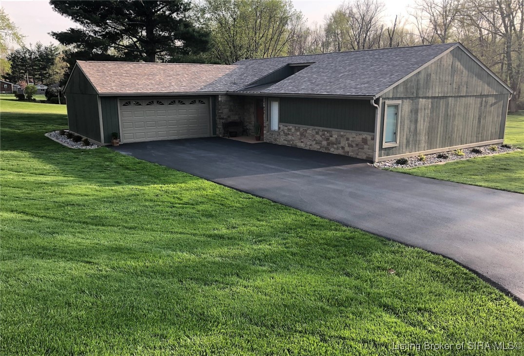 4863 St Marys Road Floyds Knobs, IN 47119 - Photo 5 of 44