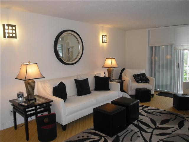 5700 Northwest 2nd Avenue, Unit 405 Boca Raton, FL 33487 - Photo 4 of 13 Living Room