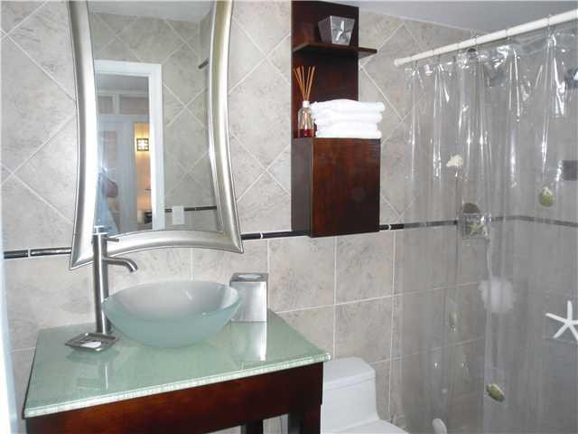 5700 Northwest 2nd Avenue, Unit 405 Boca Raton, FL 33487 - Photo 7 of 13 Bathroom