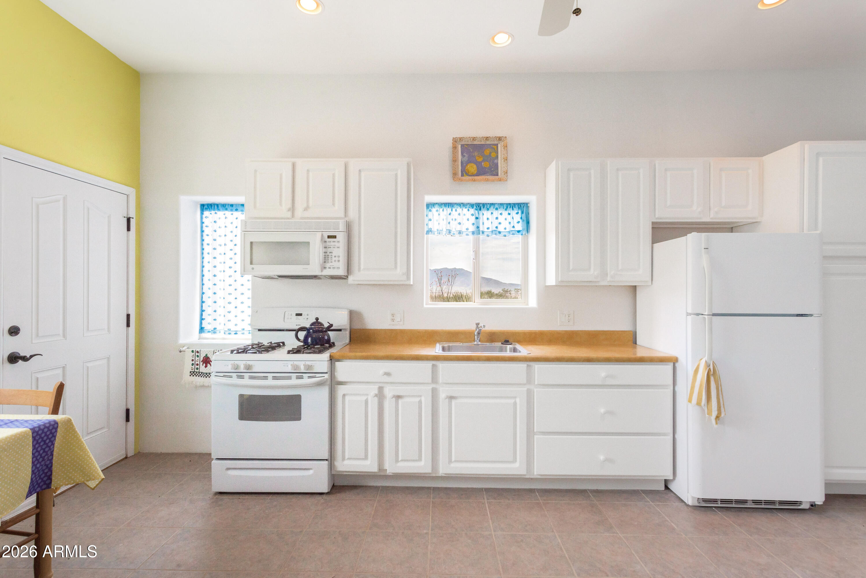 995 South Ruby Dare Road Bisbee, AZ 85603 - Photo 62 of 75 Guest Home ~Kitchen