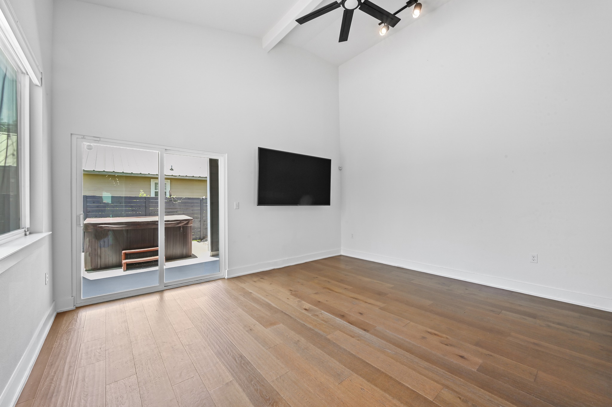 1409 Casey Street, Unit B Austin, TX 78704 - Photo 8 of 27