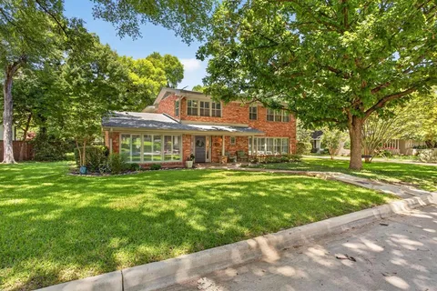 $1,295,000 | 3712 Fox Hollow, Fort Worth, TX 76109