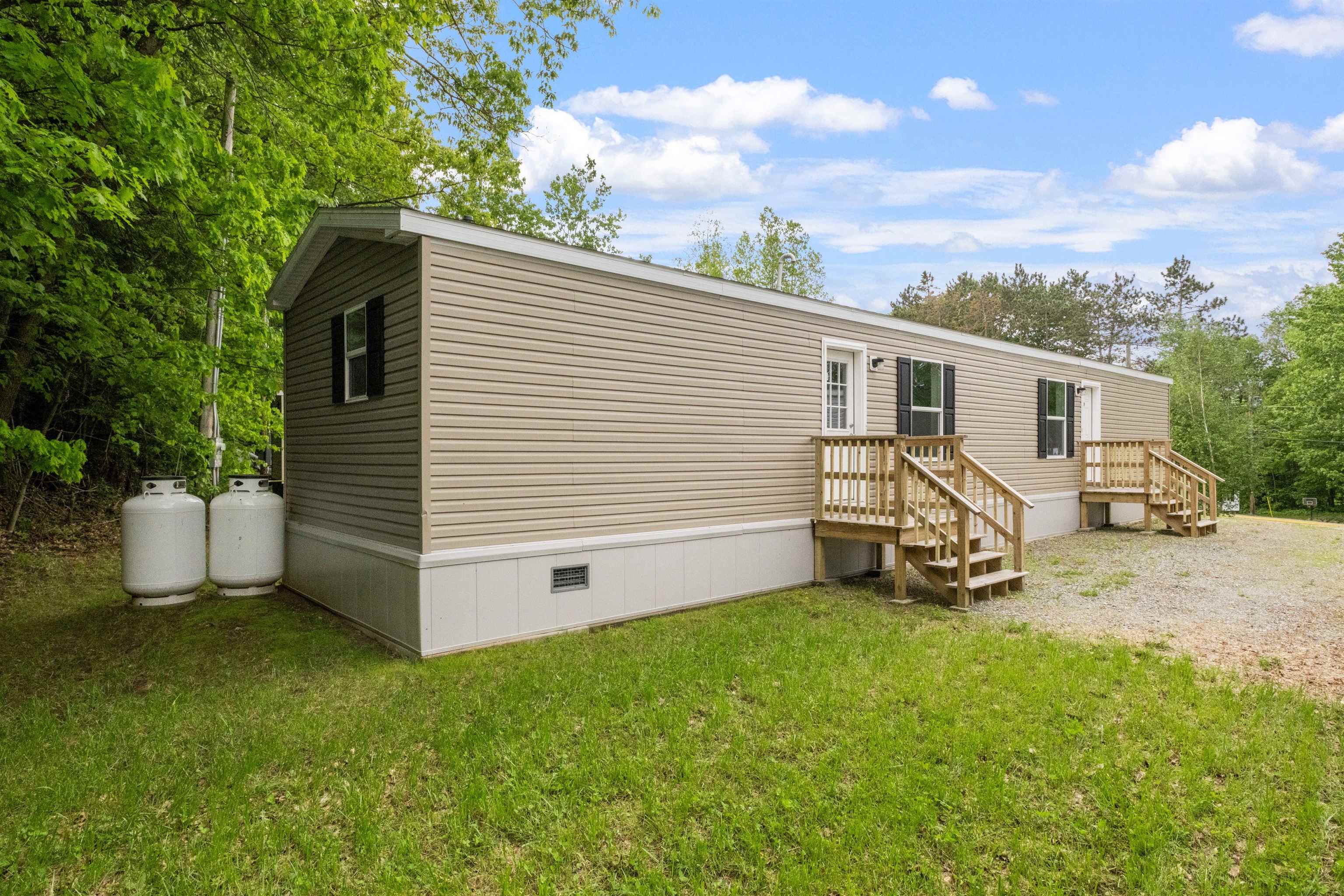 13 Trailer Park Road Haverhill, NH 03785 - Photo 2 of 44 Gallery Image 2