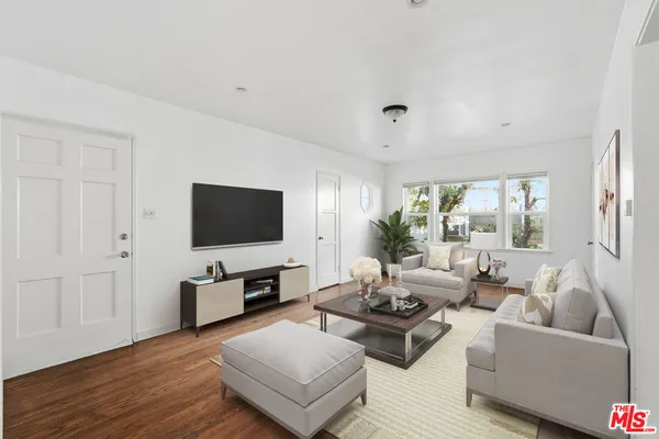 $2,895 | 1440 South Sherbourne Drive, Los Angeles, CA 90035