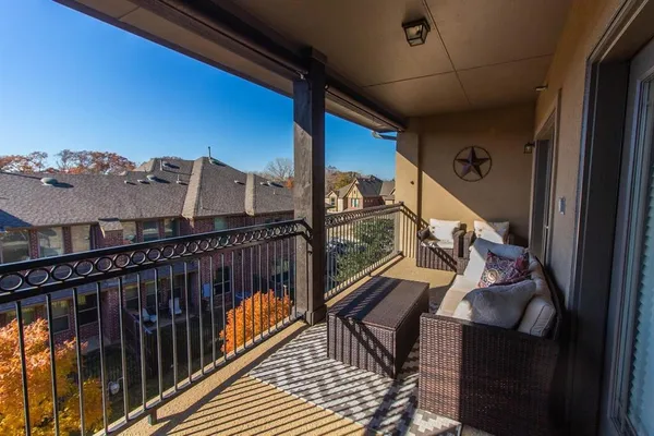 $2,999 | 1605 Brook Glen Drive, Euless, TX 76039