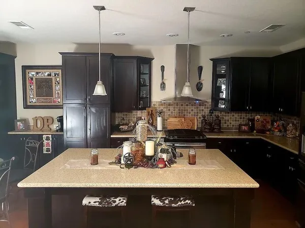 $2,999 | 1605 Brook Glen Drive, Euless, TX 76039