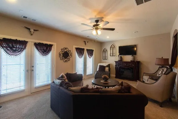 $2,999 | 1605 Brook Glen Drive, Euless, TX 76039