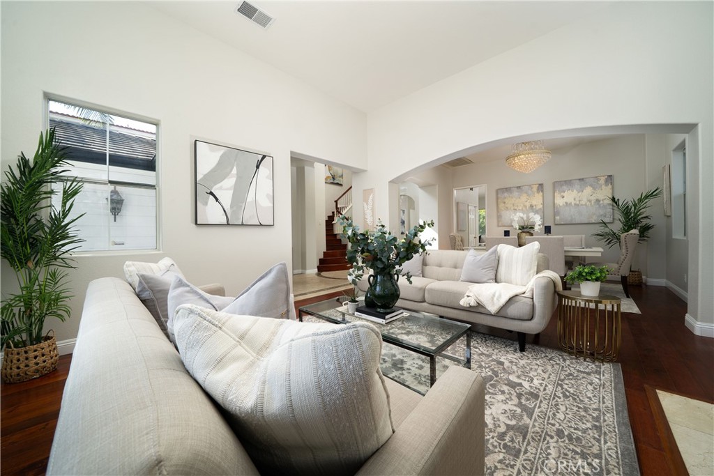 1301 Pinehurst Circle Santa Ana, CA 92706 - Photo 4 of 22