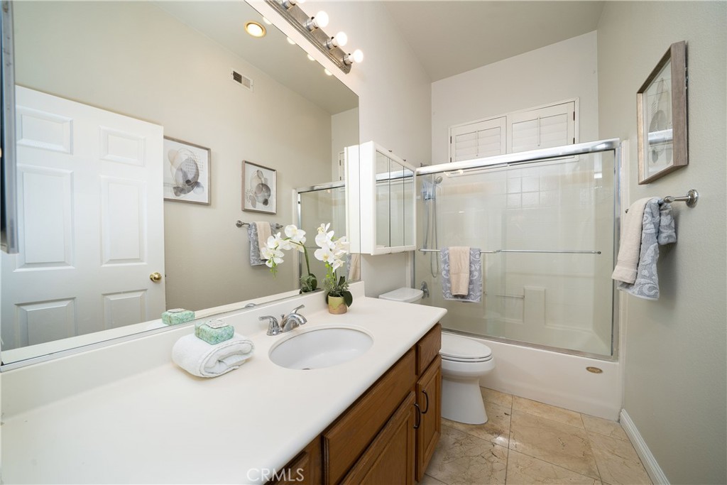 1301 Pinehurst Circle Santa Ana, CA 92706 - Photo 10 of 22