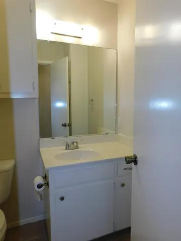 a window in an empty room