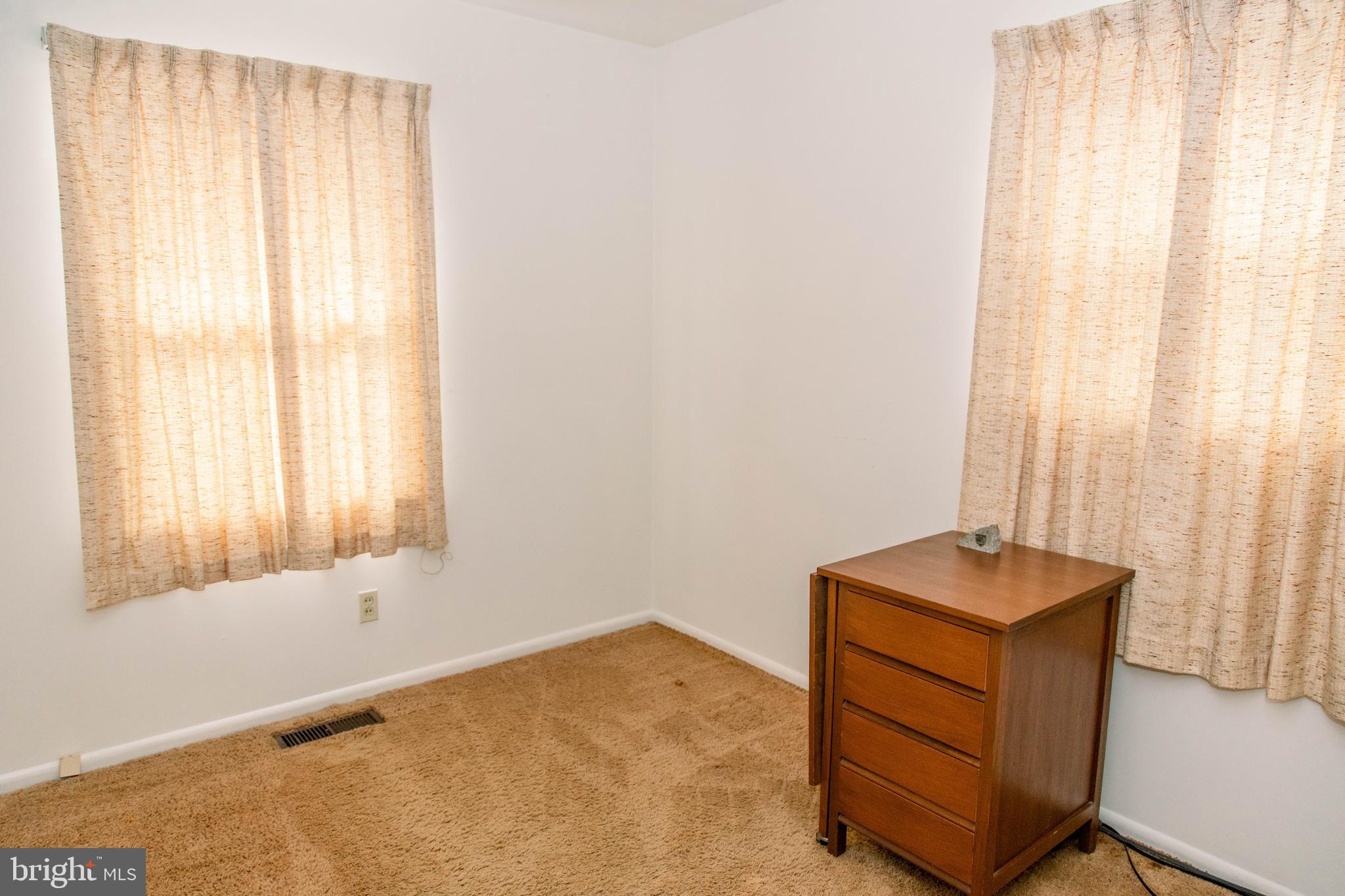 2014 Hanson Road Edgewood, MD 21040 - Photo 12 of 21 Third Bedroom