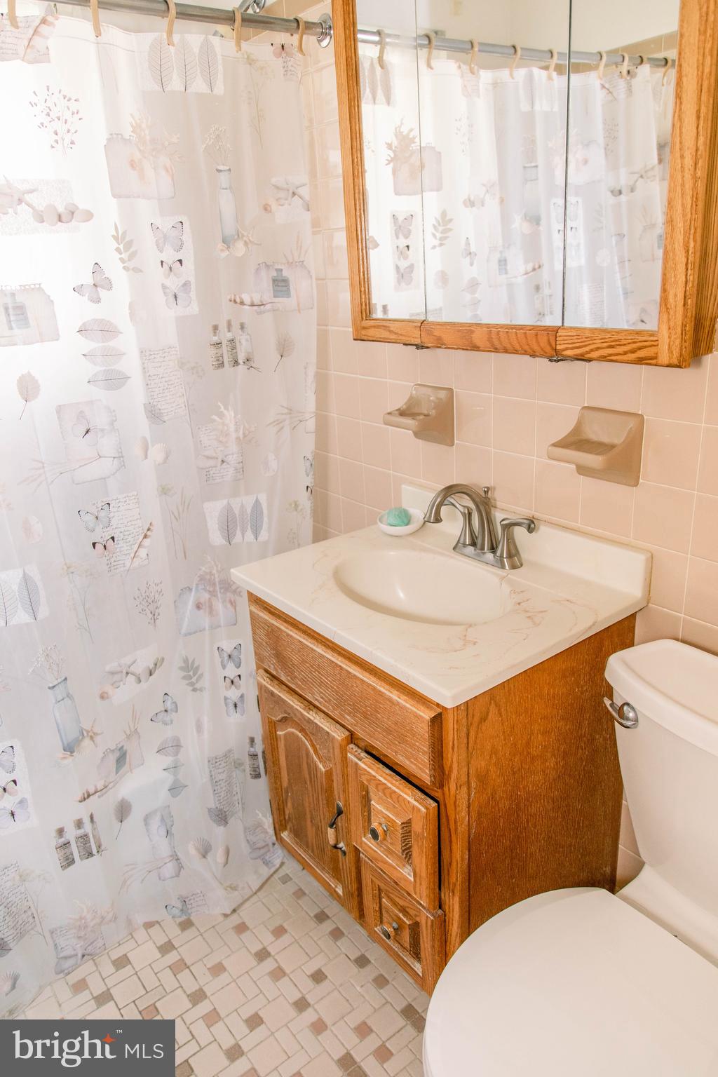 2014 Hanson Road Edgewood, MD 21040 - Photo 14 of 21 Full Bath on Main Level