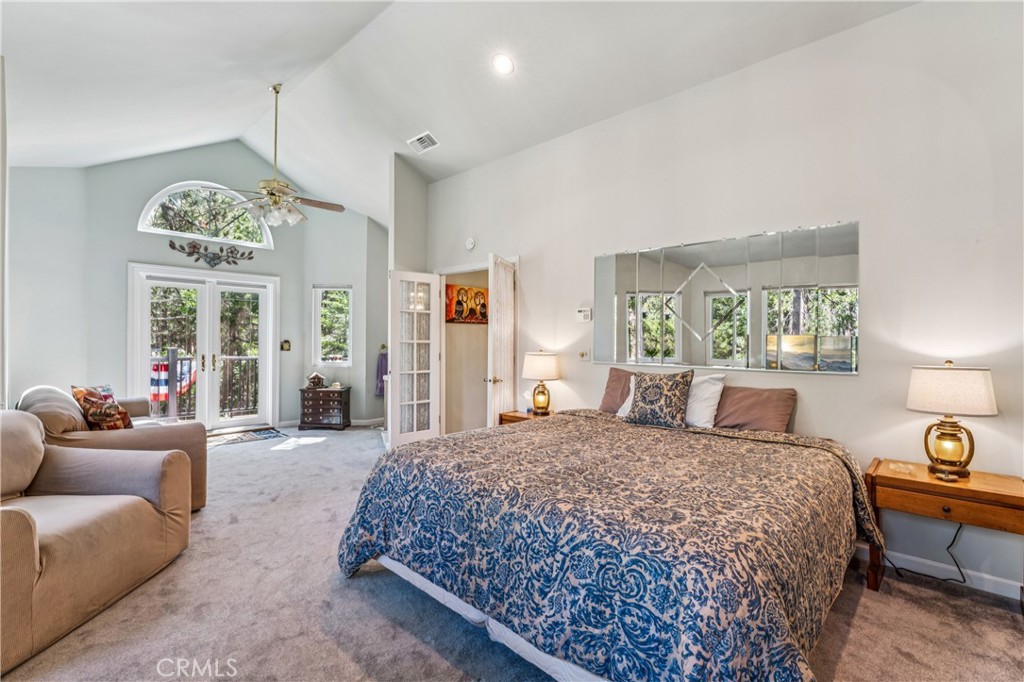 628 Grass Valley Road Lake Arrowhead, CA 92352 - Photo 25 of 64