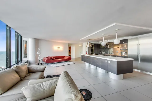 $1,445,000 | 505 North Lake Shore Drive, Unit 51045, Chicago, IL 60611