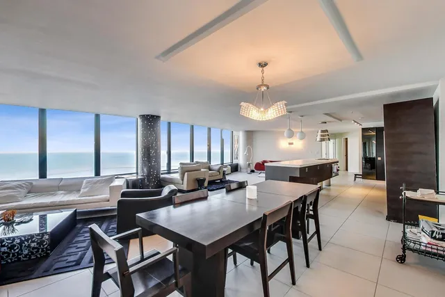 $1,445,000 | 505 North Lake Shore Drive, Unit 51045, Chicago, IL 60611