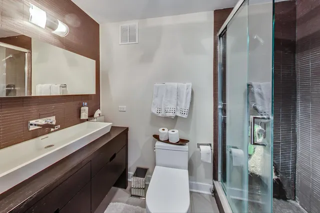 $1,445,000 | 505 North Lake Shore Drive, Unit 51045, Chicago, IL 60611