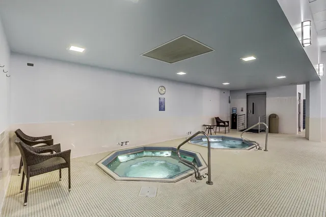 $1,445,000 | 505 North Lake Shore Drive, Unit 51045, Chicago, IL 60611