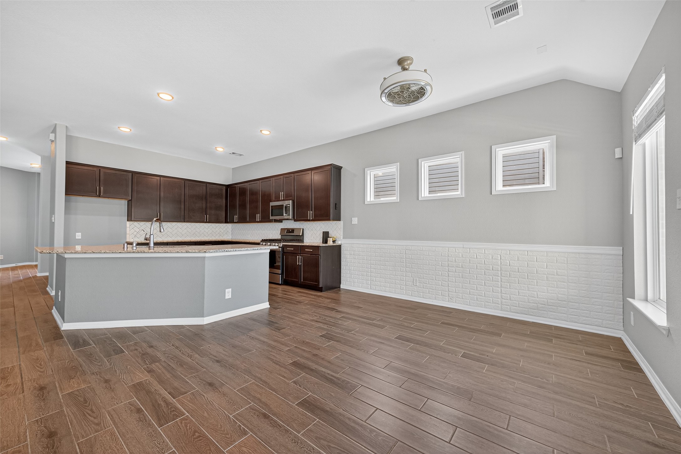 1312 Mainland Shores Lane Montgomery, TX 77316 - Photo 19 of 50 a view of kitchen with wooden floor