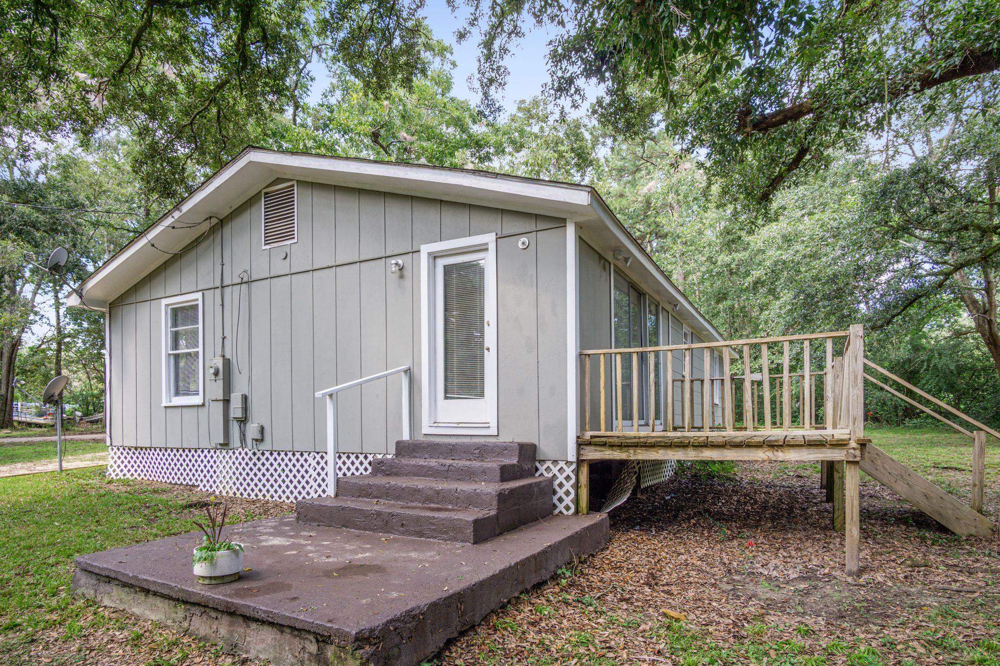 105 Charles Street Bay Minette, AL 36507 - Photo 8 of 19
