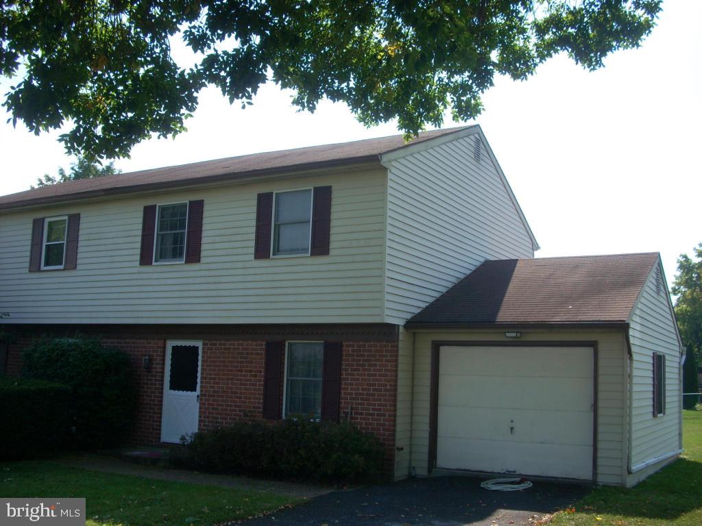 3210 Rothsville Road Akron, PA 17501 - Photo 1 of 9