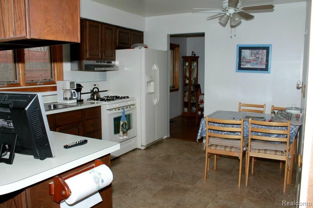 19416 Coachwood Road Riverview, MI 48193 - Photo 11 of 31 IMG_0283rv.jpg